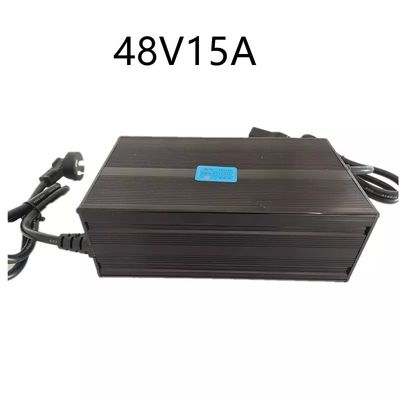 Caricatore della batteria al piombo 48V15A per il caricabatteria del carretto di golf per la batteria al piombo caricabatteria solare da 12 volt